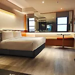 Bintang Collectionz Hotel